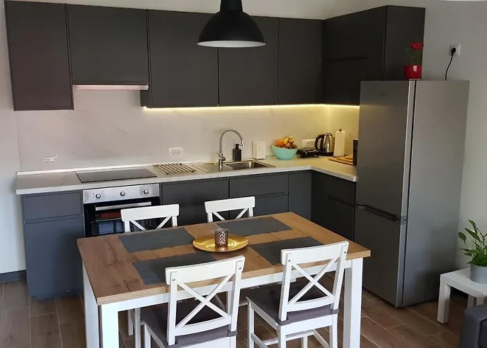 Kalea Center Апартаменти *