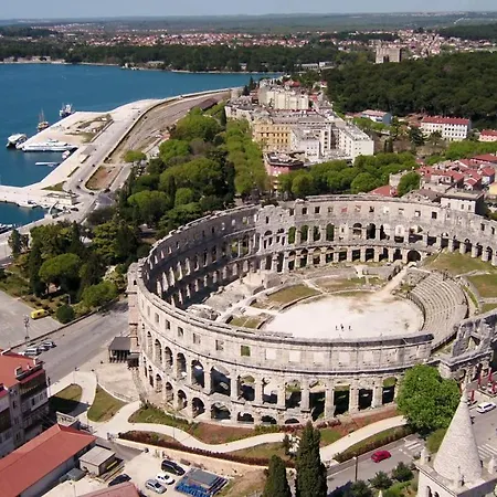 Kalea Center Apartmán Pula